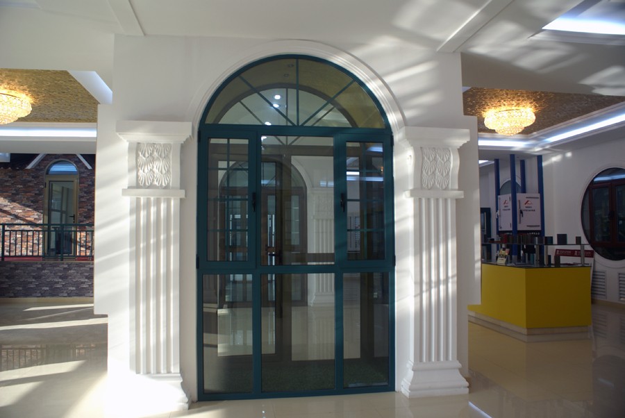 GR50隔熱節(jié)能平開窗