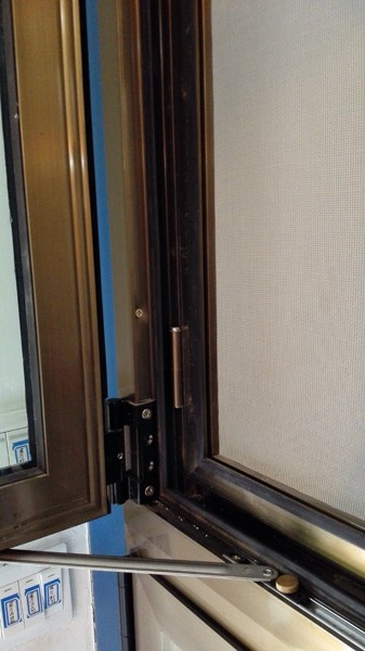 J60S系列內置內平開紗節能窗